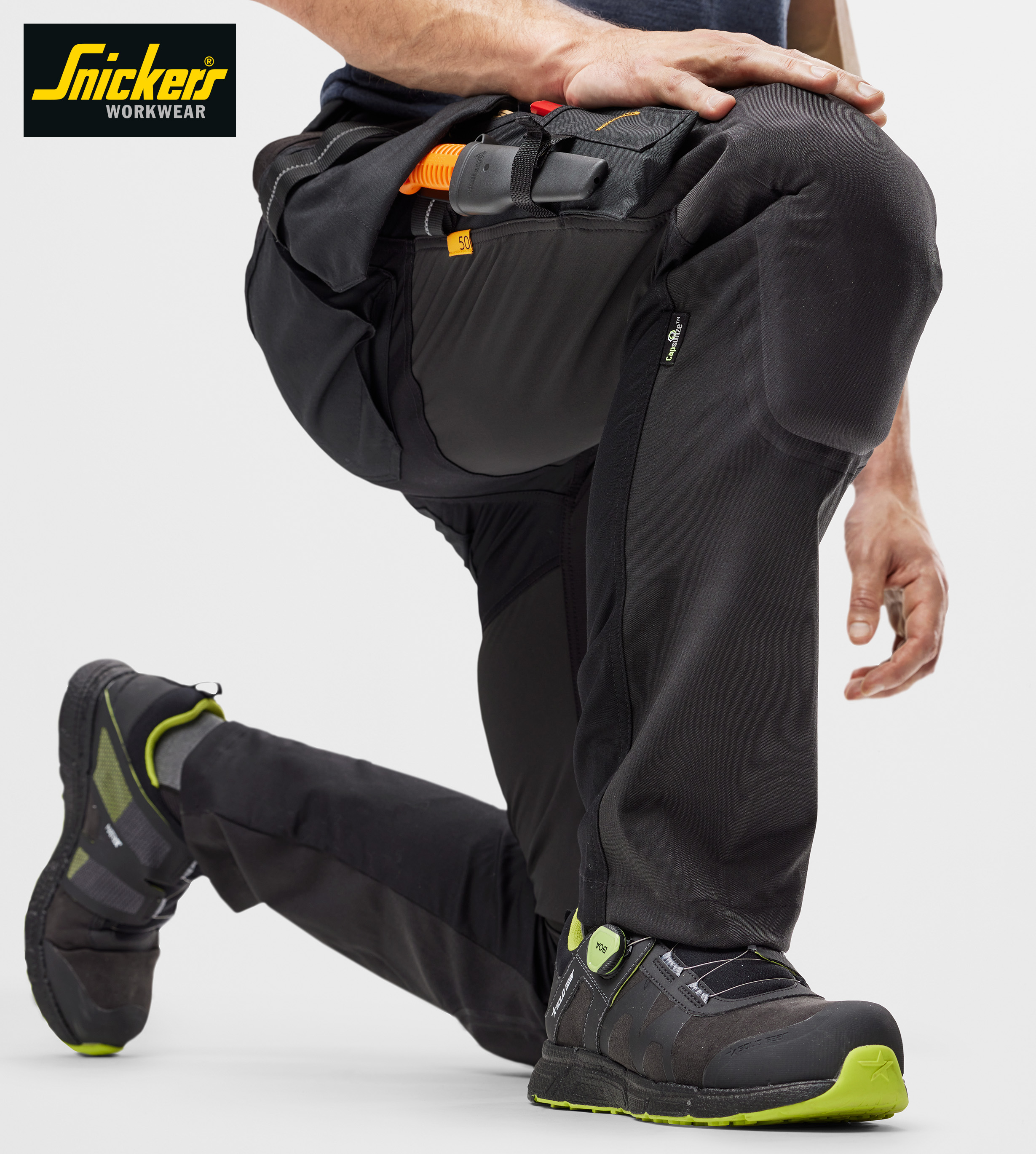 A World’s First - Snickers Workwear’s New Integrated Kneepad System.